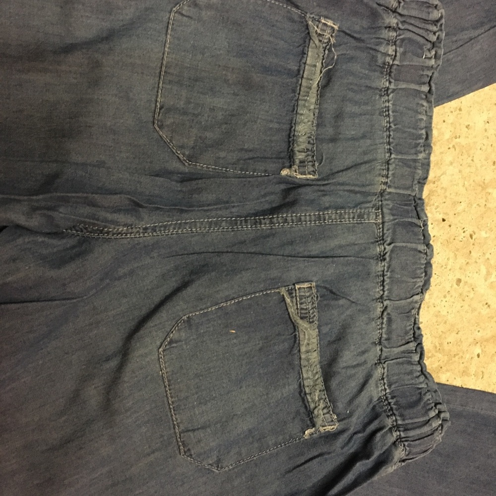 Pants - Picture 6 of 10